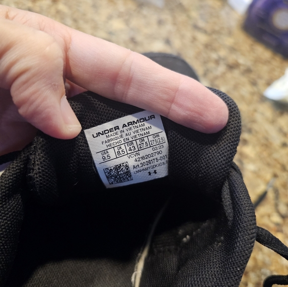 Under Armour Mens Charged Size 9.5 - Picture 6 of 9